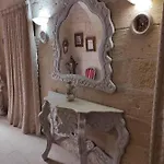 Gasthuis Traditional Maltese House In Centre Of Town Mosta