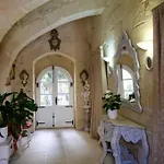 Traditional Maltese House In Centre Of Town 3*