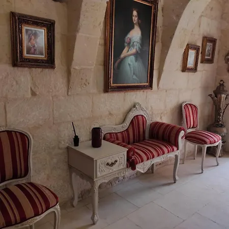 Traditional Maltese House In Centre Of Town Gasthuis Mosta